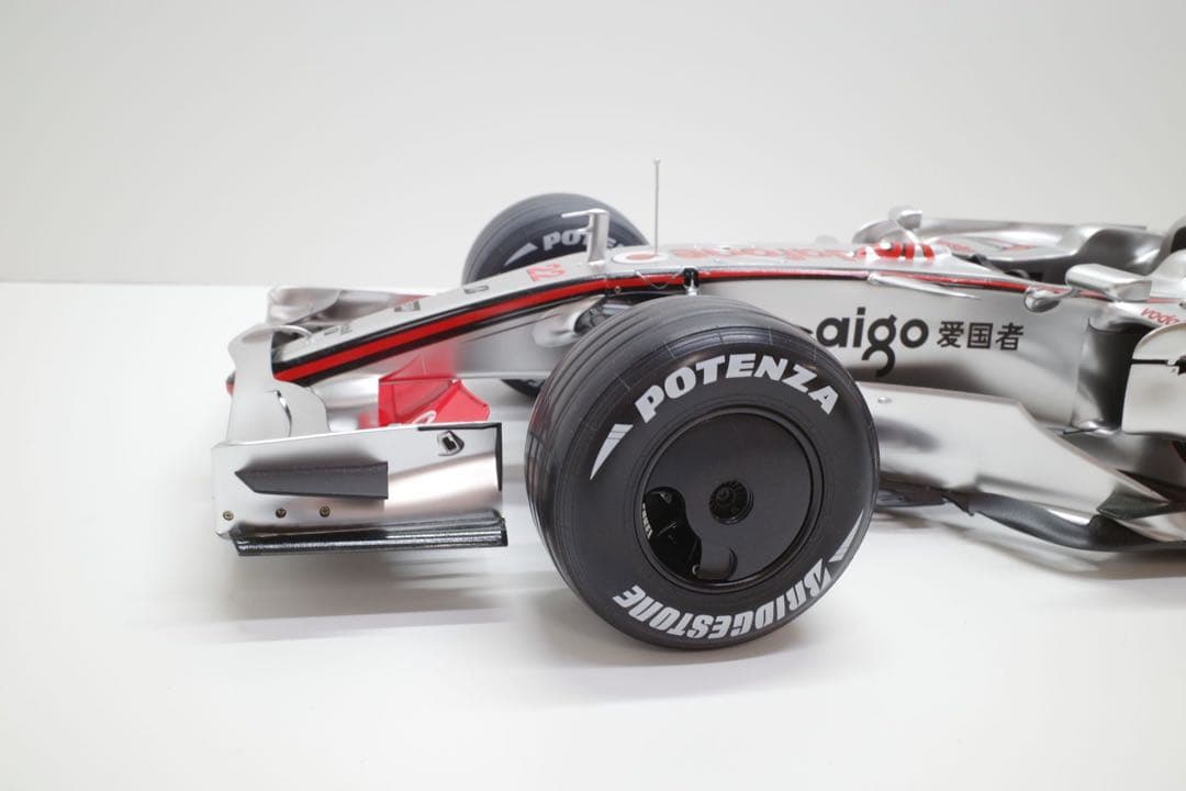 【限定1/8】マクラーレンMP4-23 (全長60cm) ※お問合せ下さい！