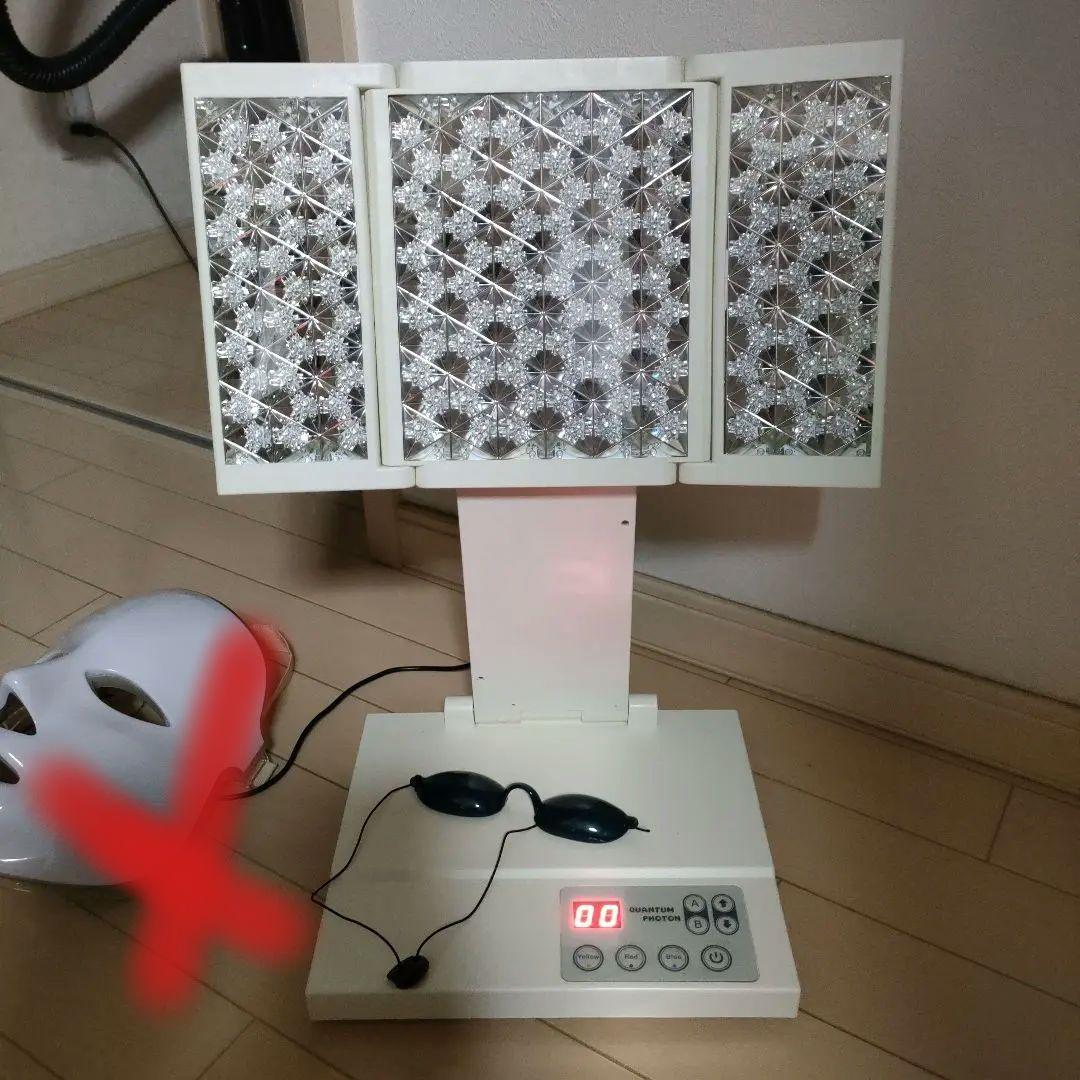 ★値下げ★LED美顔器　光照射　美白　ニキビ　ハリ　育毛