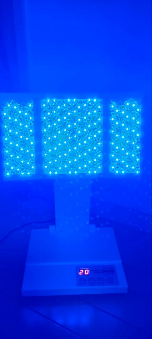 ★値下げ★LED美顔器　光照射　美白　ニキビ　ハリ　育毛