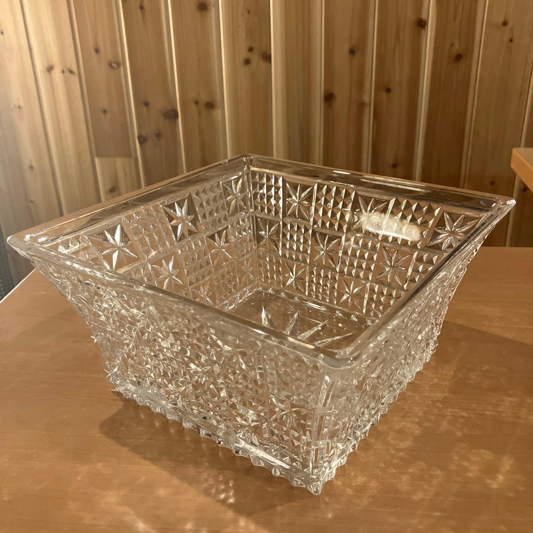 水崎長寿　義山（ガラス）四方水指　蓋なし　箱無し