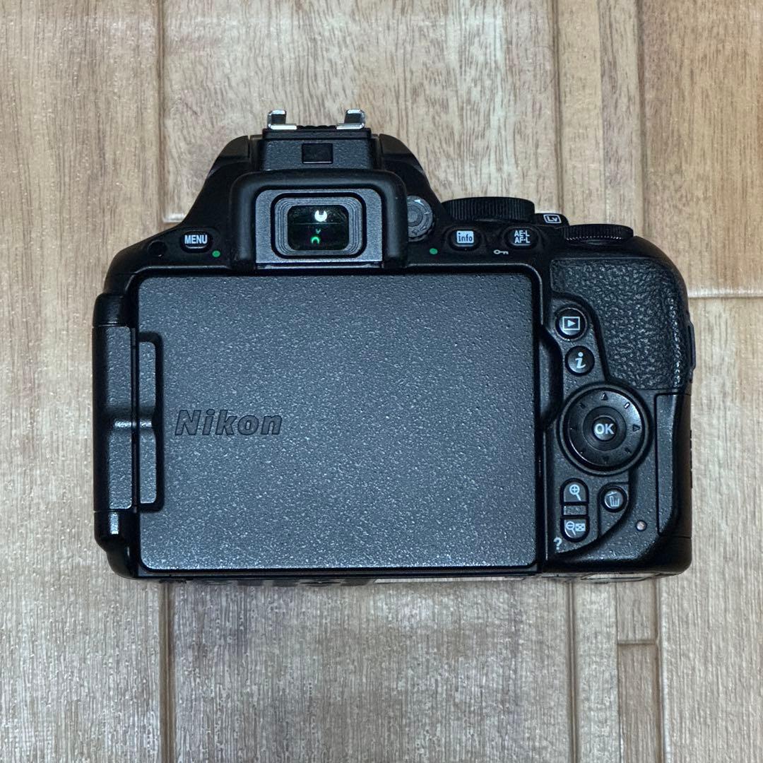 Nikon D5500 ダブルレンズセット 美品 バッグ付