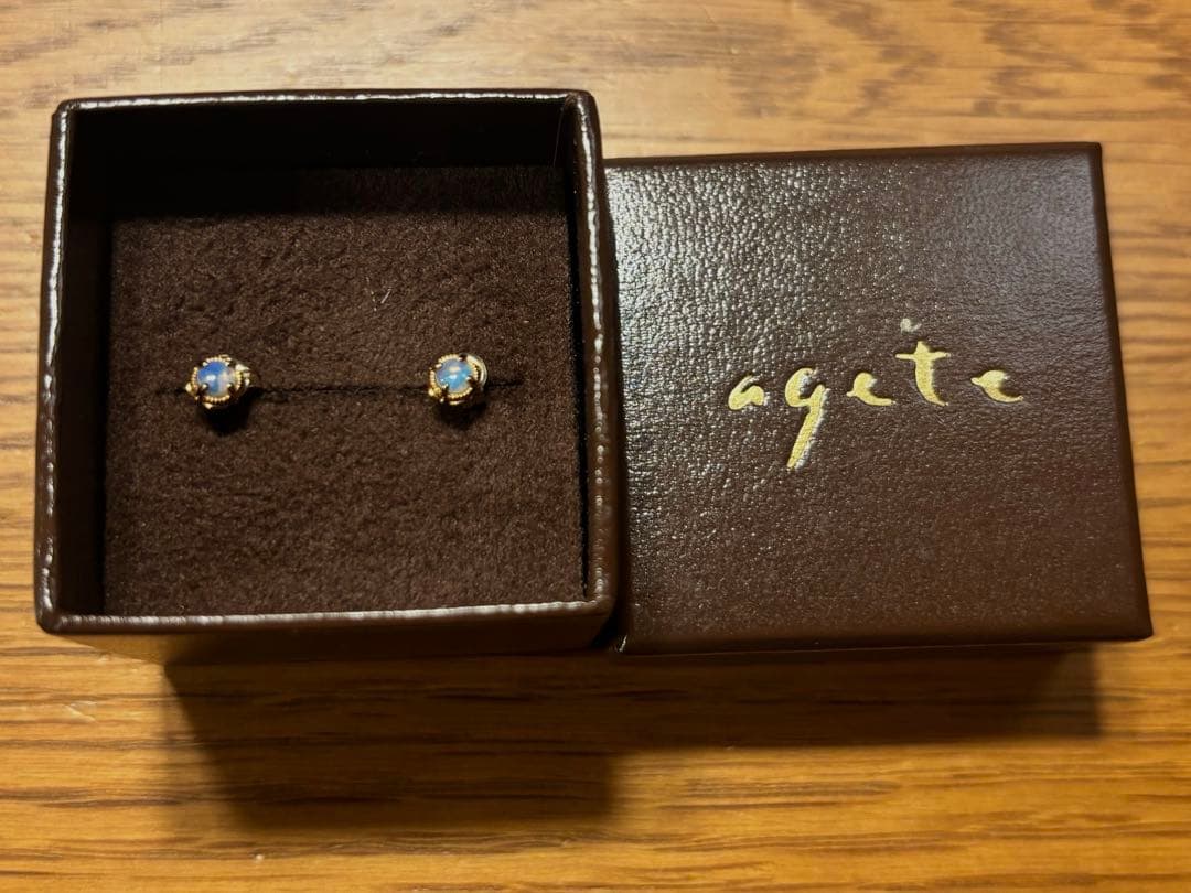 agete オパール ピアス K10