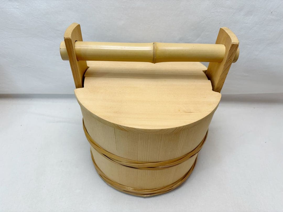 ほぼ未使用 茶道具 水張桶 手桶水指 木地 割蓋付き 水屋道具 露地道具 元箱