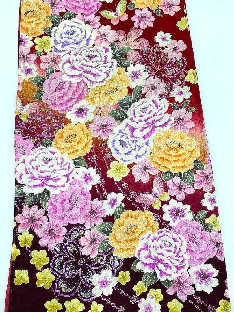 振袖 刺繍 銀彩 ストーン 牡丹 紋意匠 身丈169cm 撥水加工済