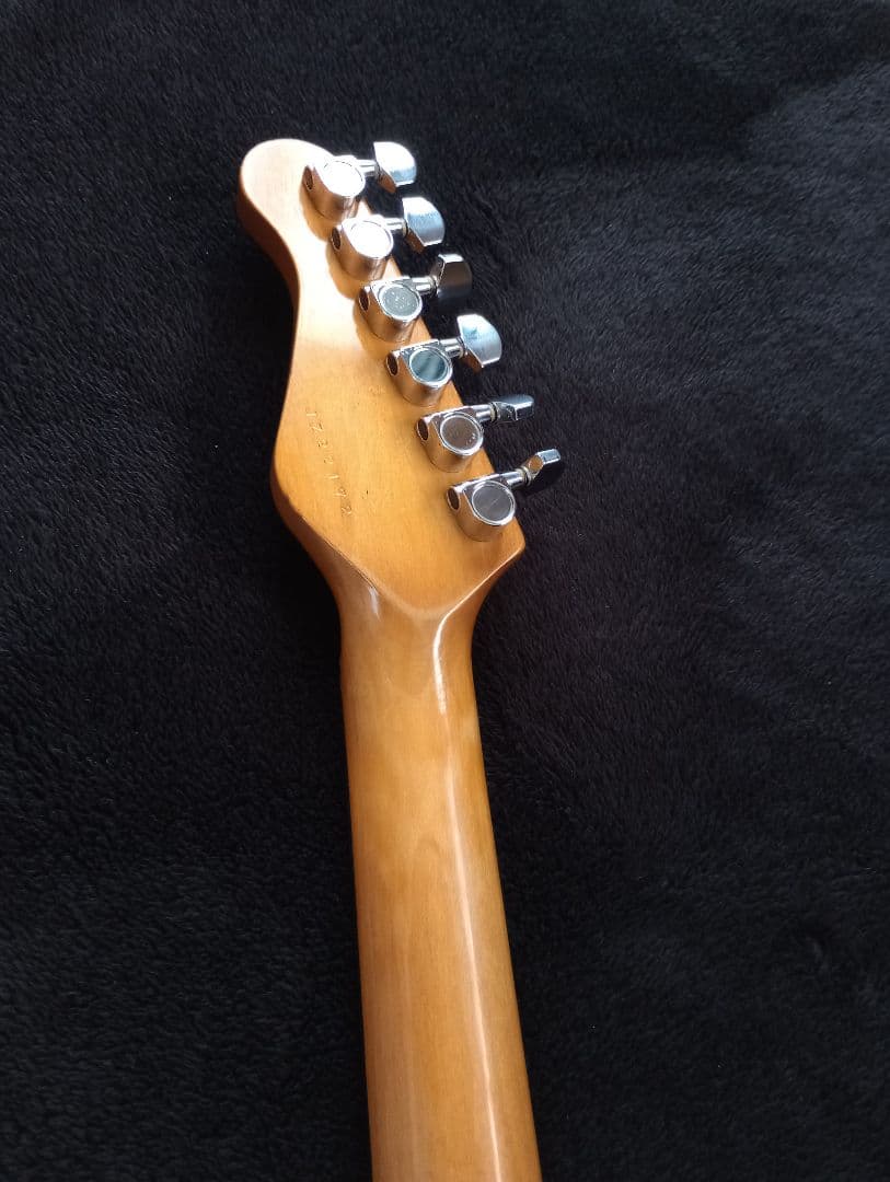 YAMAHA ヤマハ エレキギター YGS 112T サンバースト