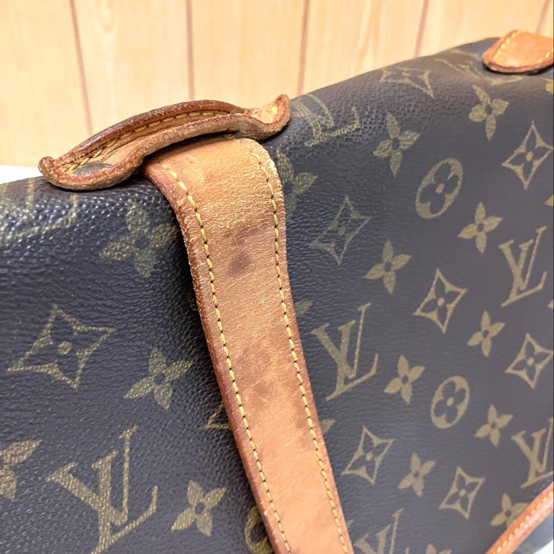 ES114 LOUIS VUITTON ルイヴィトン ソミュール35 モノグラム