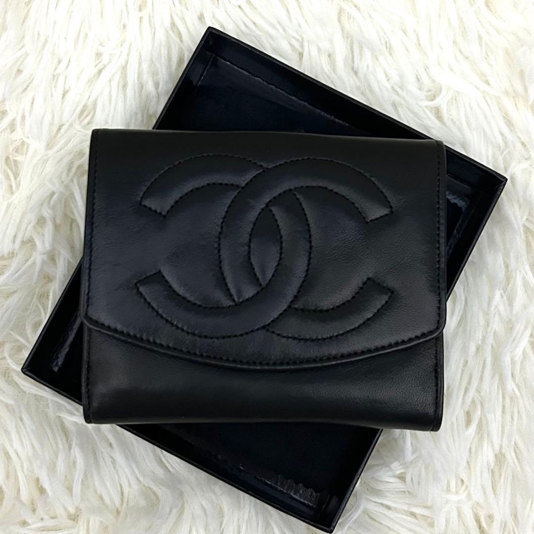 【美品】CHANEL 二つ折り財布 ココマーク 箱 ギャランティカード付き