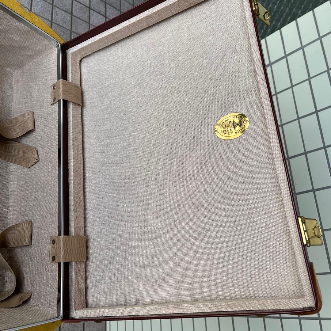 グローブトロッターのサファリキャリーバッグ