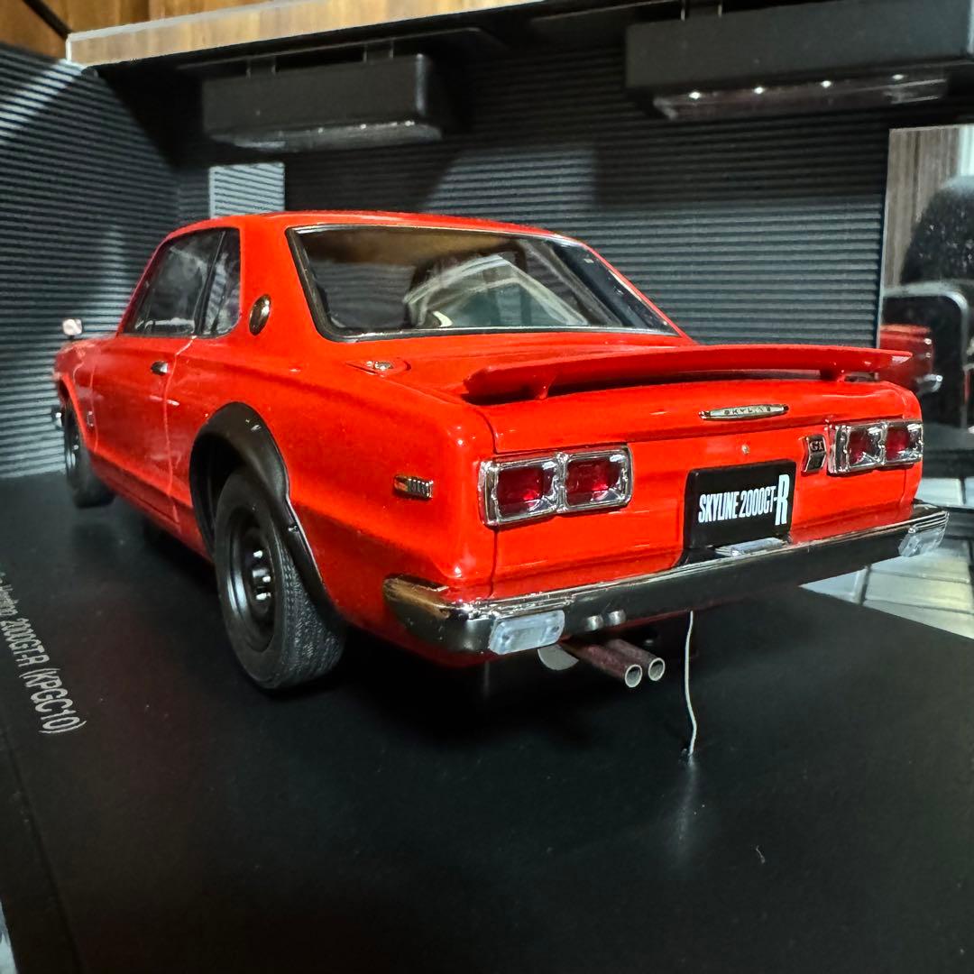 激レア未展示品 オートアート 1/18 スカイライン 2000 GT-R 赤