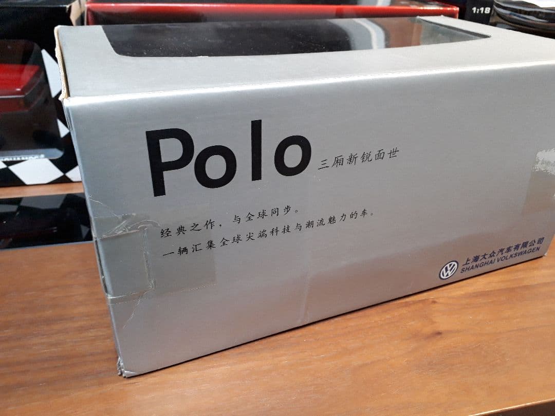 激レア VW POLO フォルクスワーゲン ポロ セダン 1/18 絶版ミニカー
