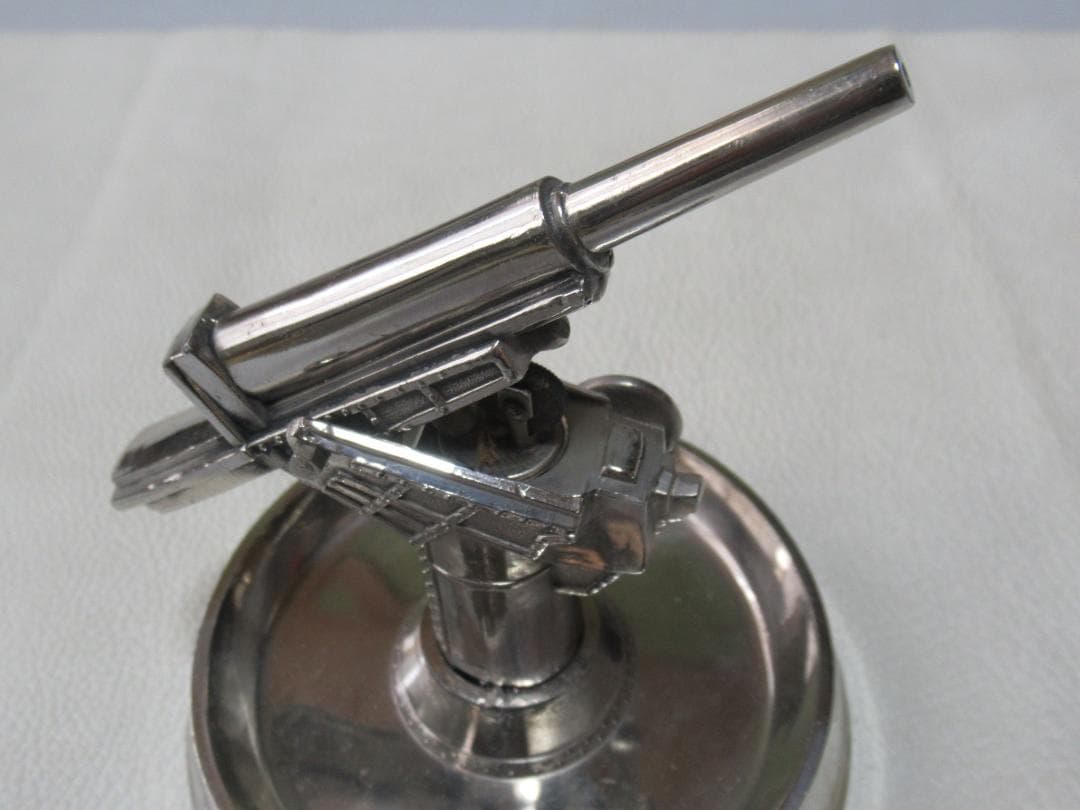 極希少非売品◆麹町区防護団上六分団解団記念 高射砲オブジェ付オイルライターと灰皿