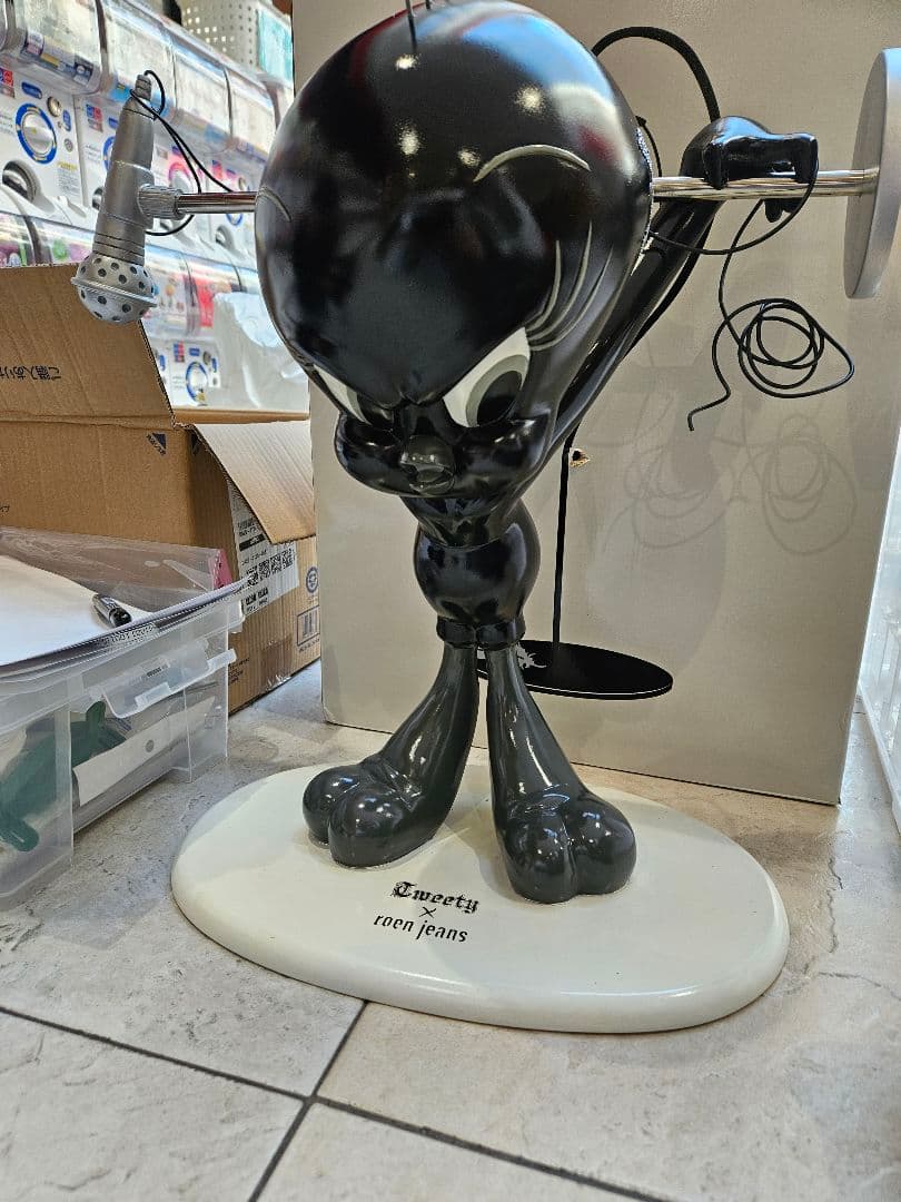 Roen×Tweety スワロ ビッグサイズ フィギュア ロエン トゥイーティー