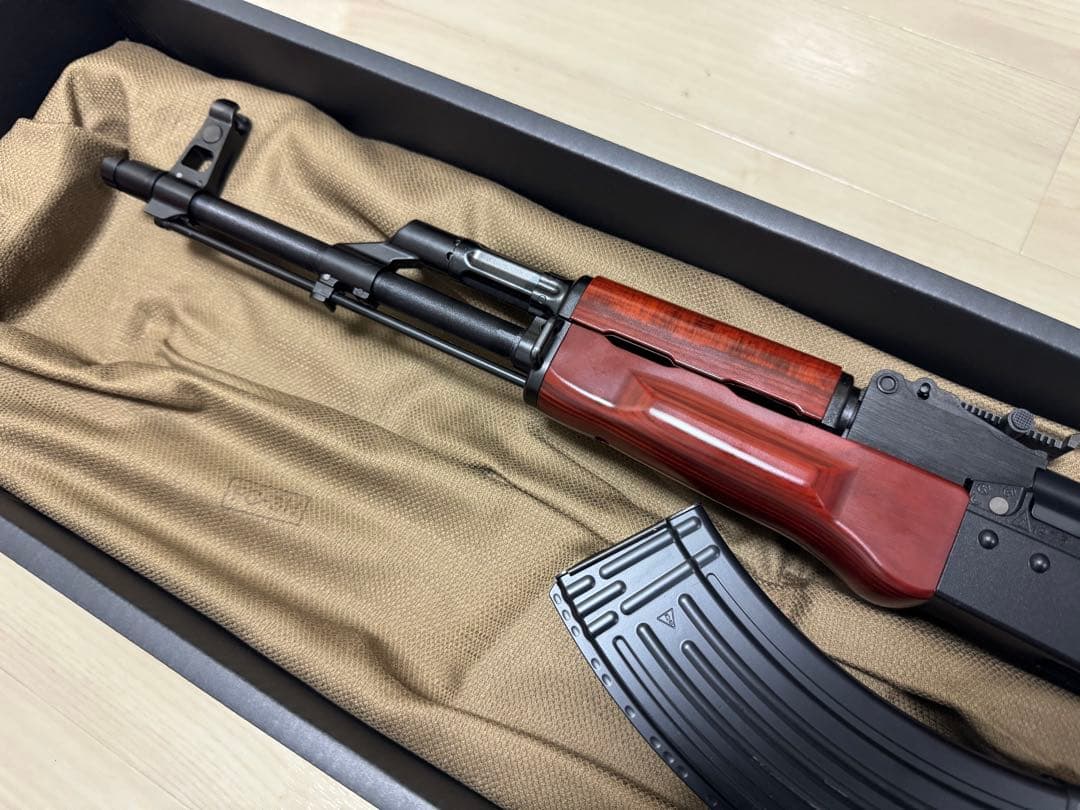 東京マルイAKMガスガン マガジン2個付き