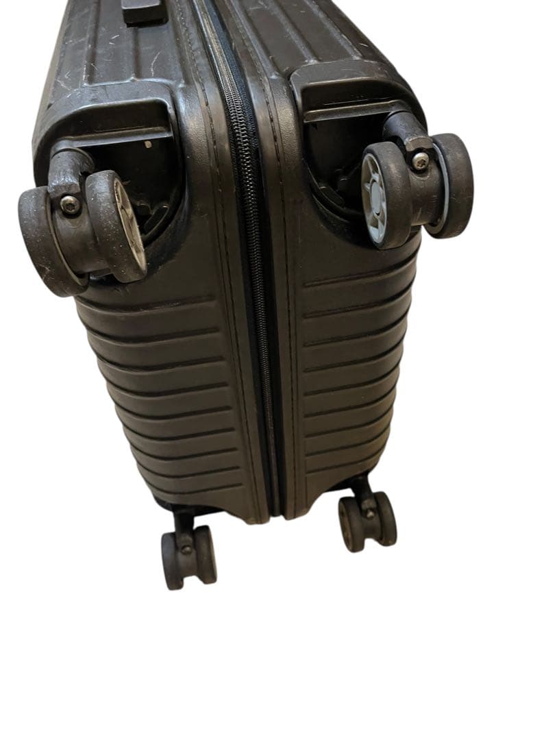 リモワ　サルサ　4輪 キャリーバッグ　スーツケース　TSAロック