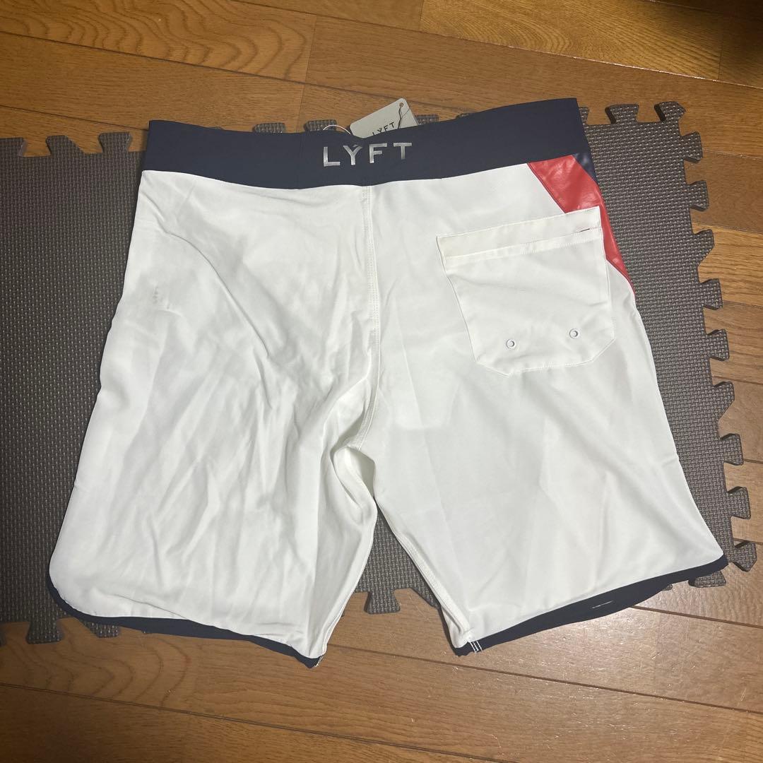 【新品 タグ付き】LYFT サーフパンツ Lサイズ