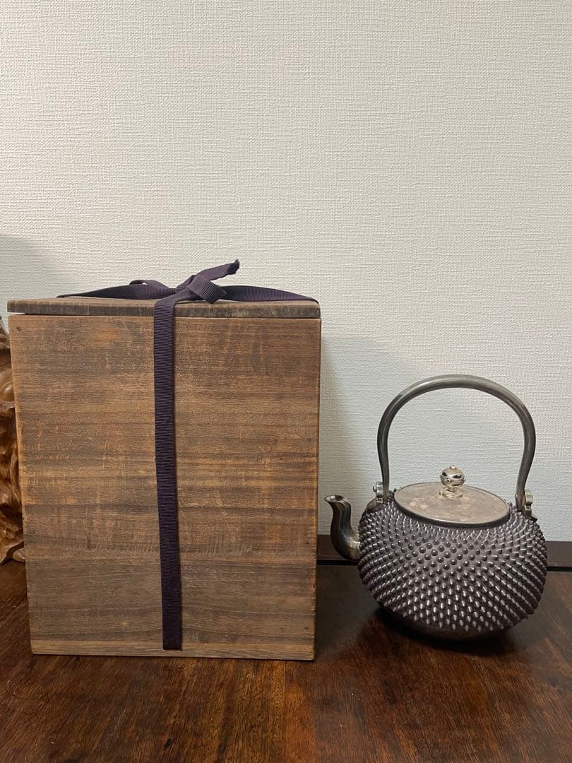 銀瓶　純銀　あられ　木箱付き　652g 骨董古美術