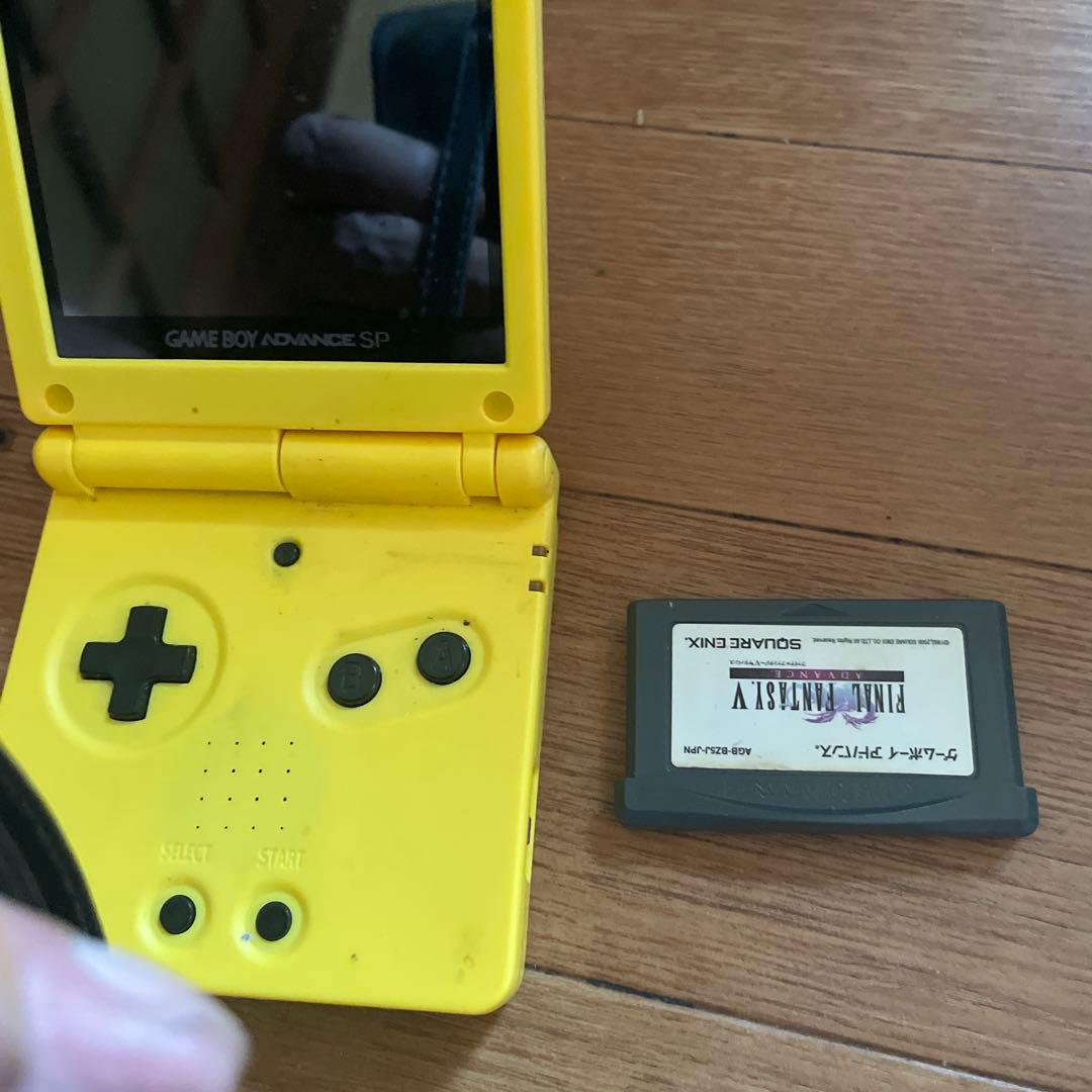 ゲームボーイアドバンスsp ips液晶充電器無しジャンク品では有りませんら。