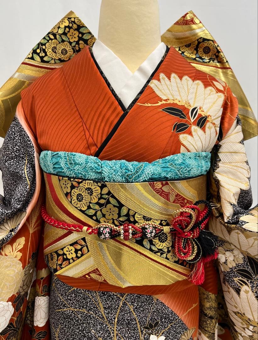 訳あり特価　振り袖　フルセット　金彩加工　刺繍入り　たたき染め　箔難あり626