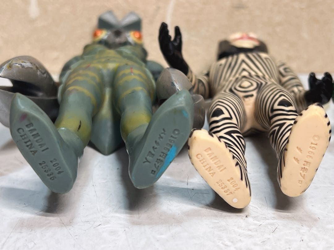 ヴィンテージ バンダイ ウルトラマン 怪獣 ビニールフィギュア 5 体
