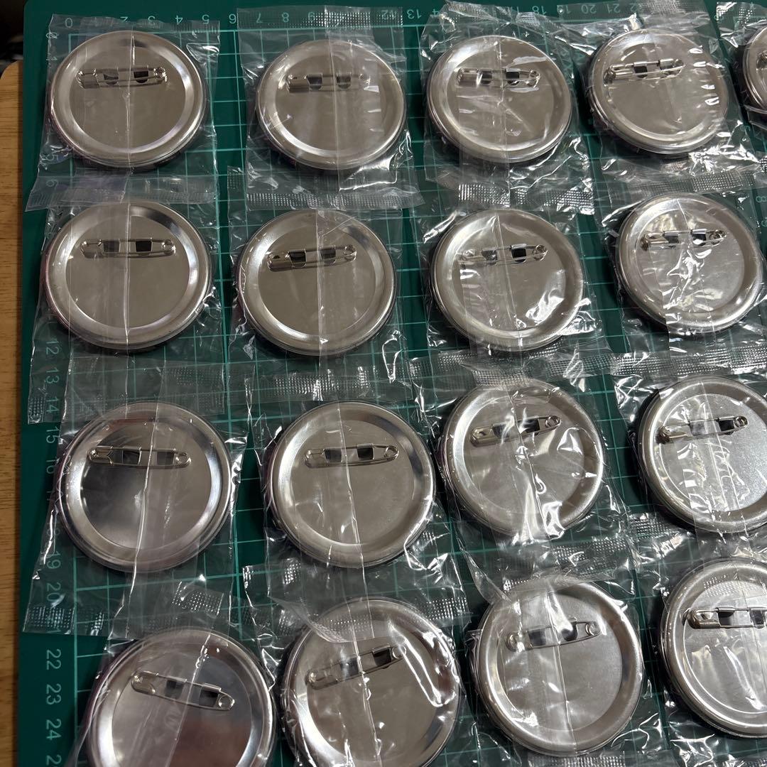 ツイステ エース 式典服 ハネストチョコ 缶バッジ 38点