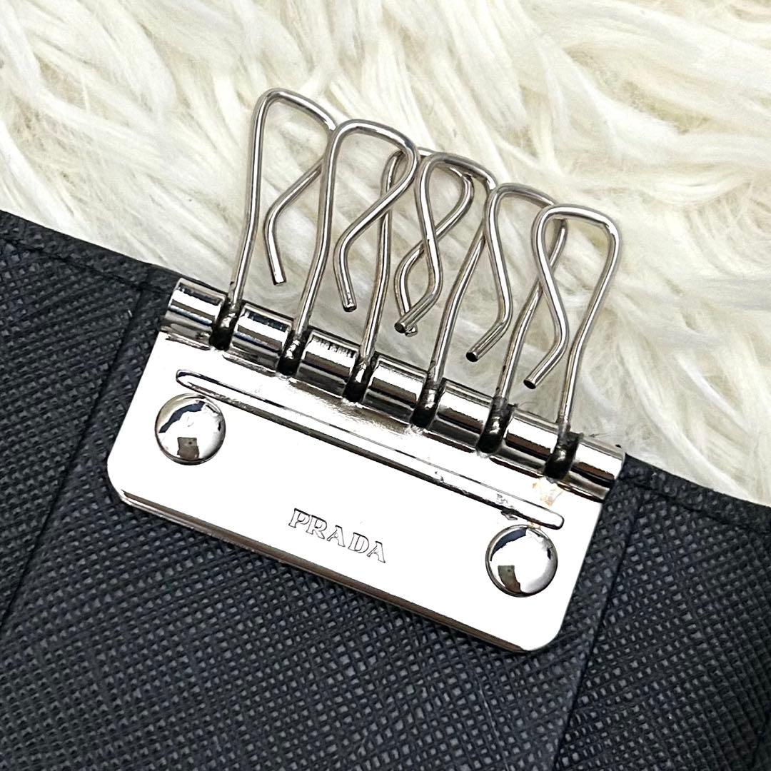 【美品】PRADA プラダ サフィアーノレザー 6連キーケース 鍵入れ ブラック