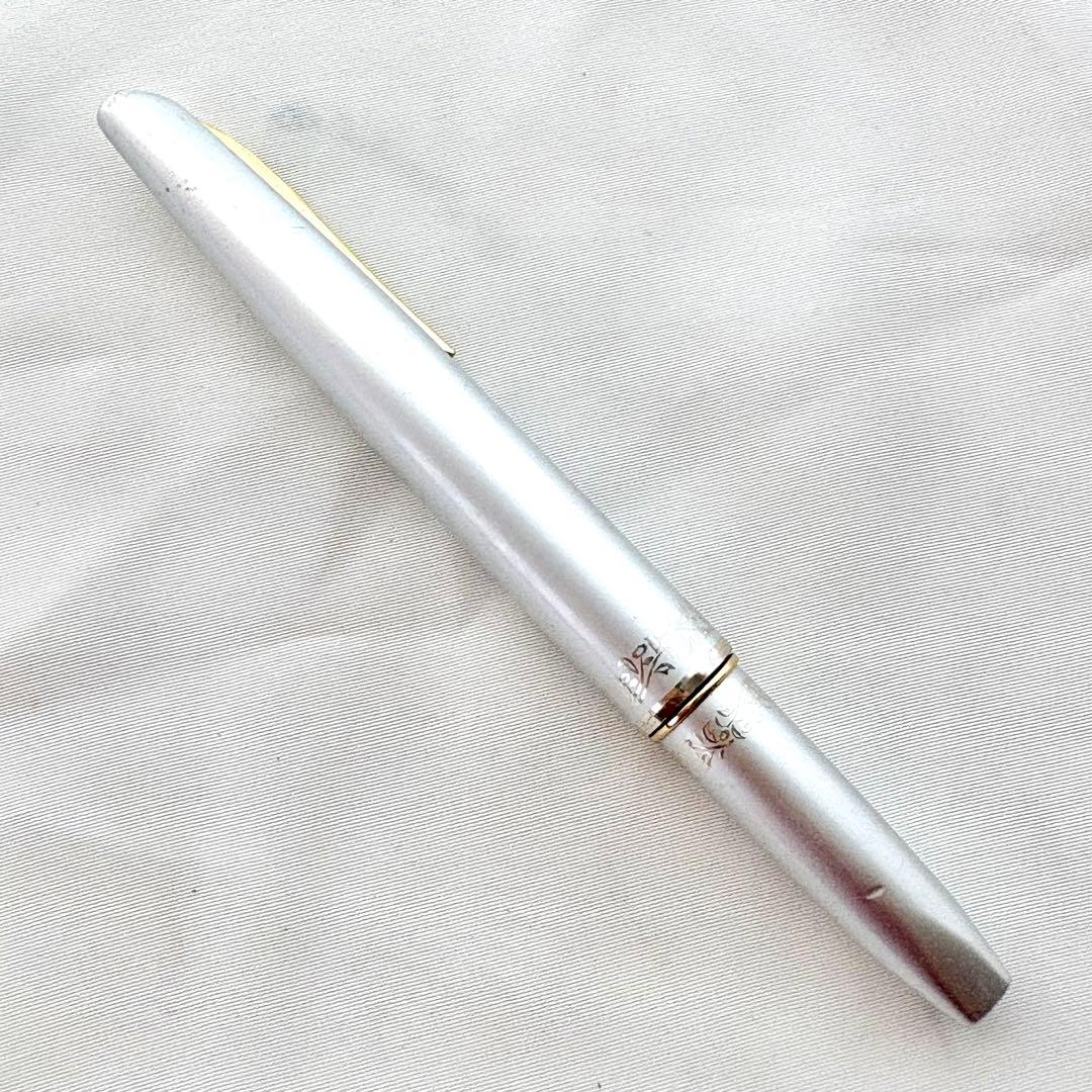 PILOT PLATINAM 18k 14k 廃盤　万年筆　ジャンク