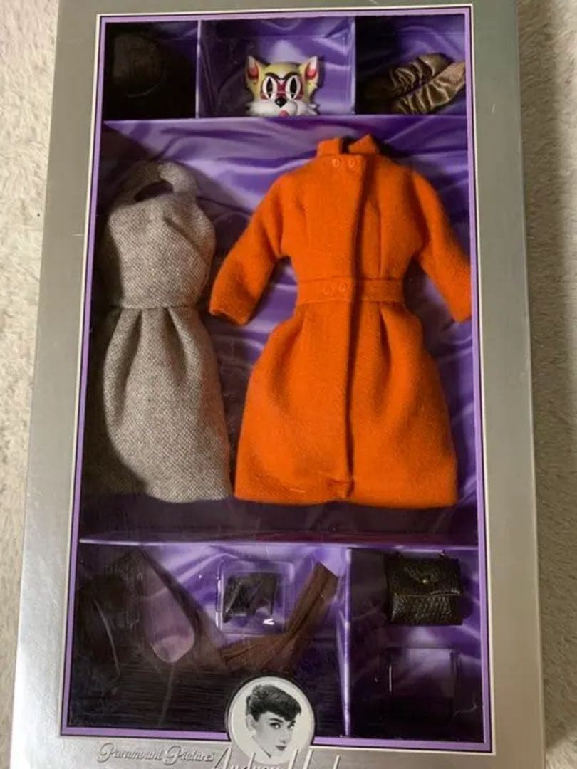 Barbie バービー人形　ドレスセット