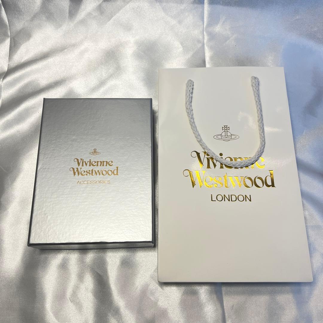 新品 Vivienne Westwood ブラック 三つ折り財布