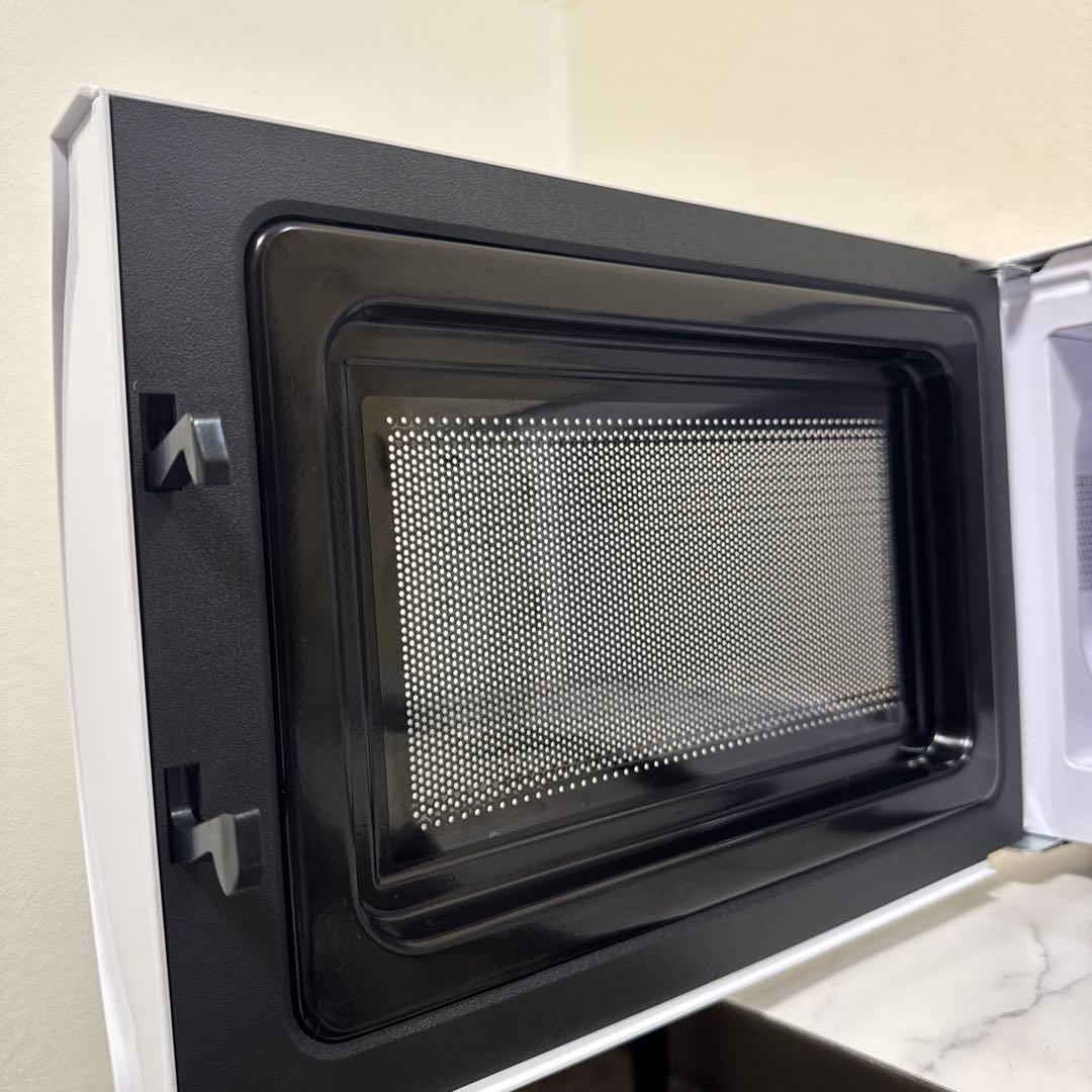 ほぼ未使用 IRIS OHYAMA 2024年製最新モデル 電子レンジ 17L