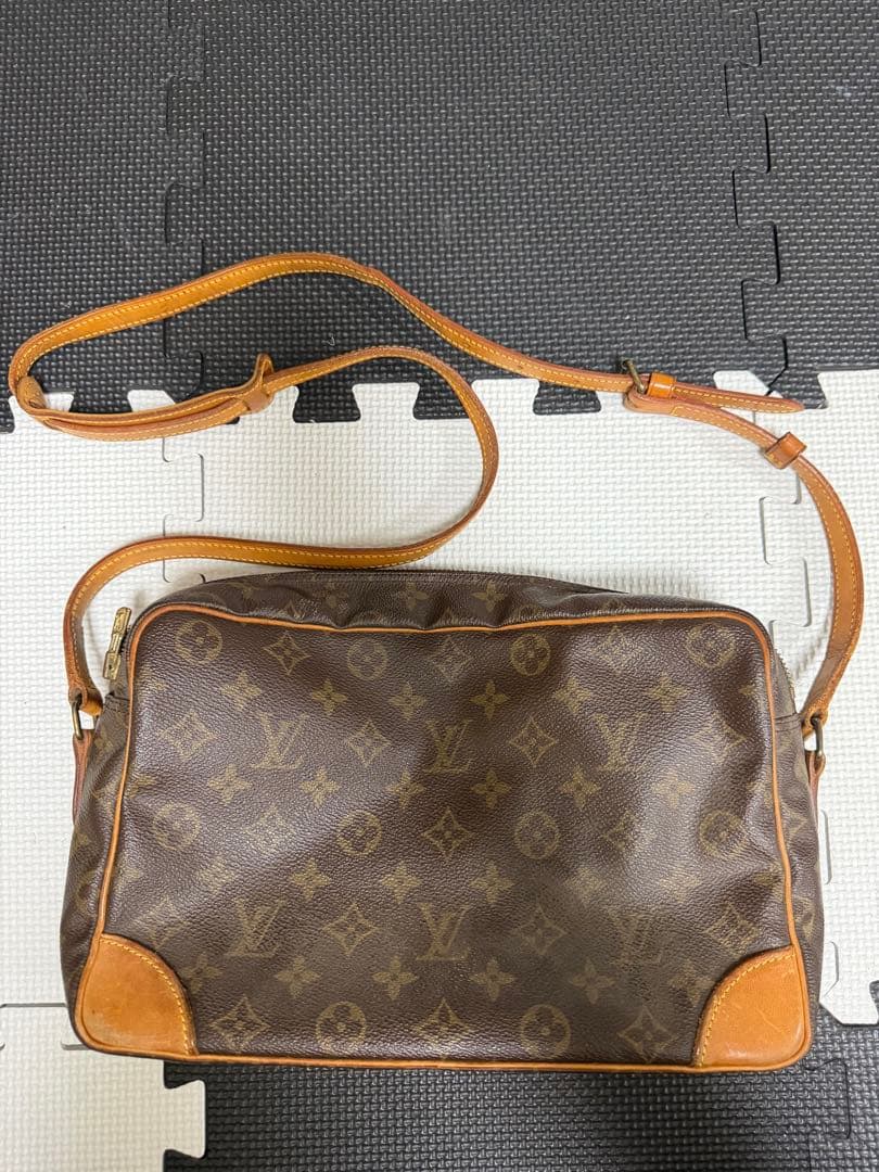 LOUIS VUITTON ショルダーバッグ モノグラム トロカデロ