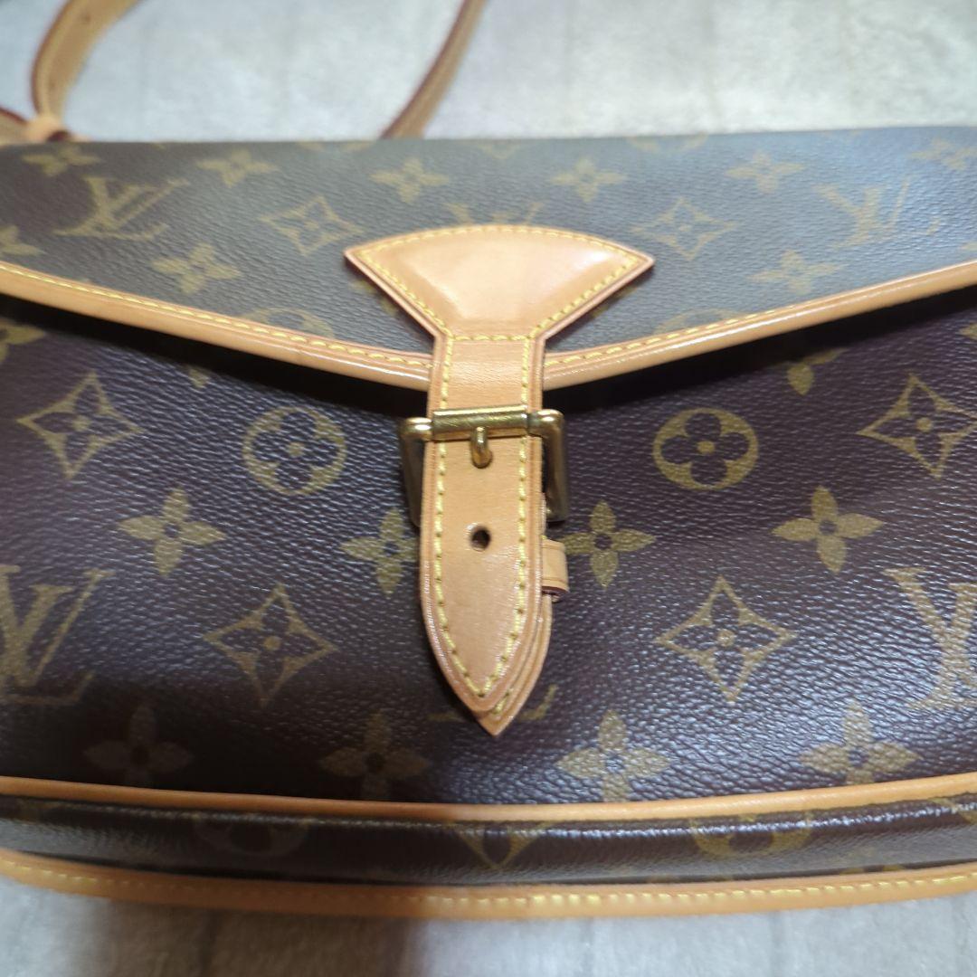 Louis Vuitton バッグ