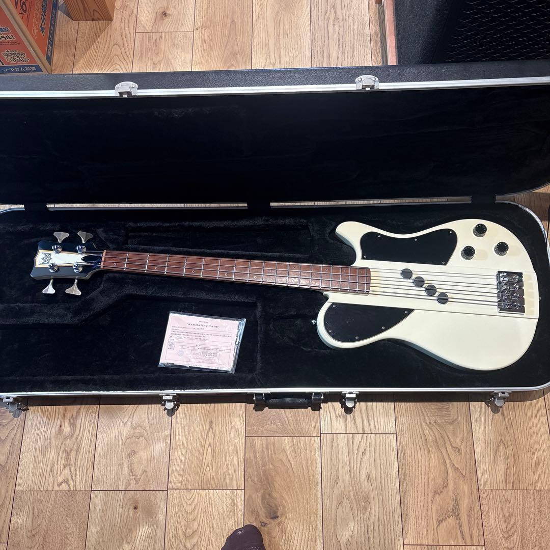 エレキベース ブラストカルト