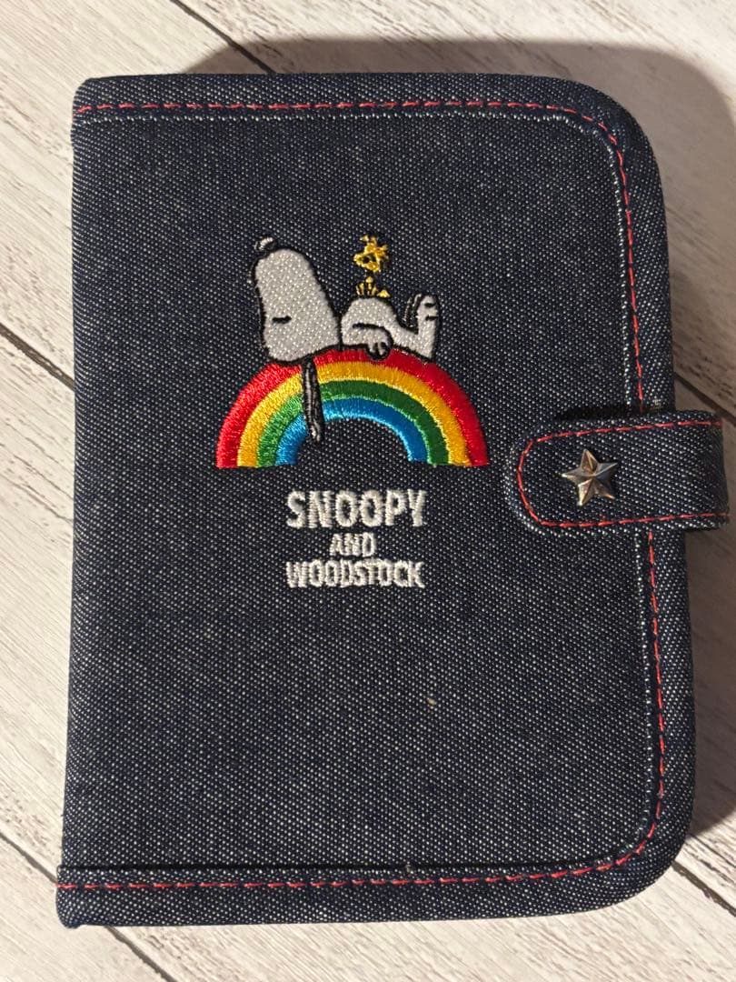 公*o様 スヌーピー マルチケース デニム調