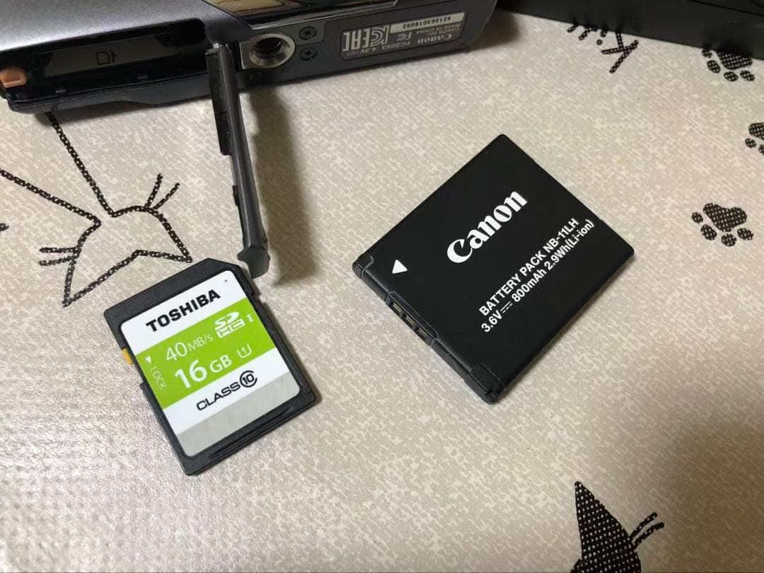 Canon IXY 130 シルバー コンパクトデジタルカメラ