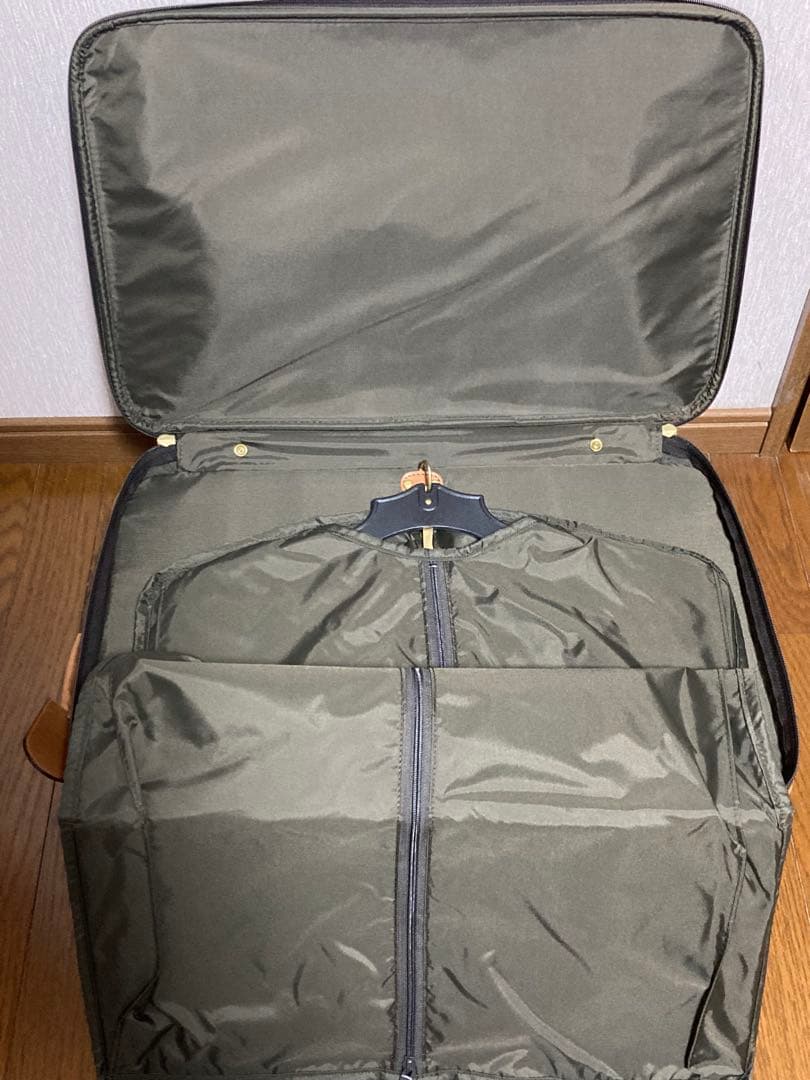 hartmannキャリーケース特別限定DMTキャリーオンモデル