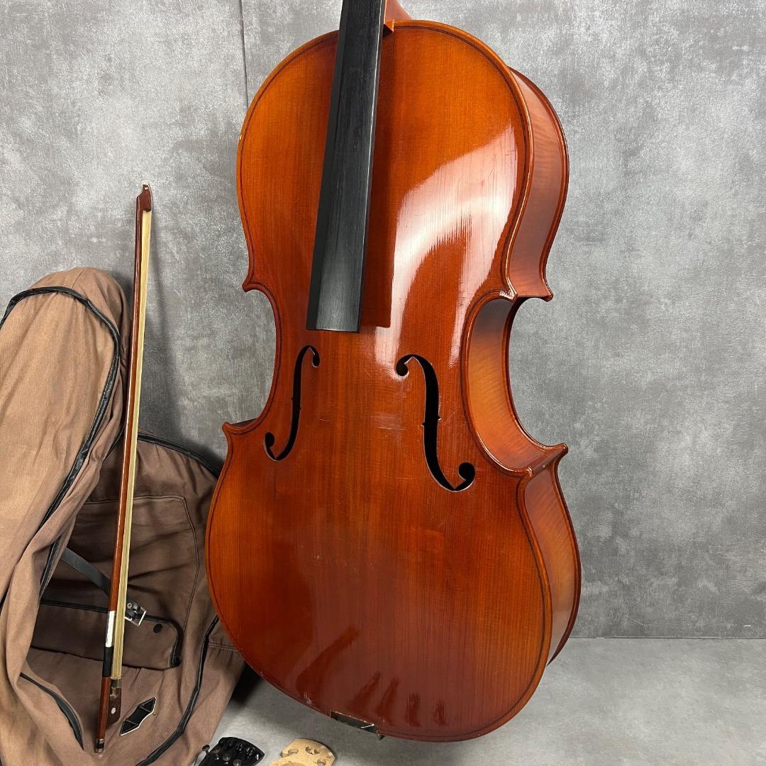 チェロ　Cello　フルサイズ　4/4　弓　弦楽器　コンサート　オーケストラ