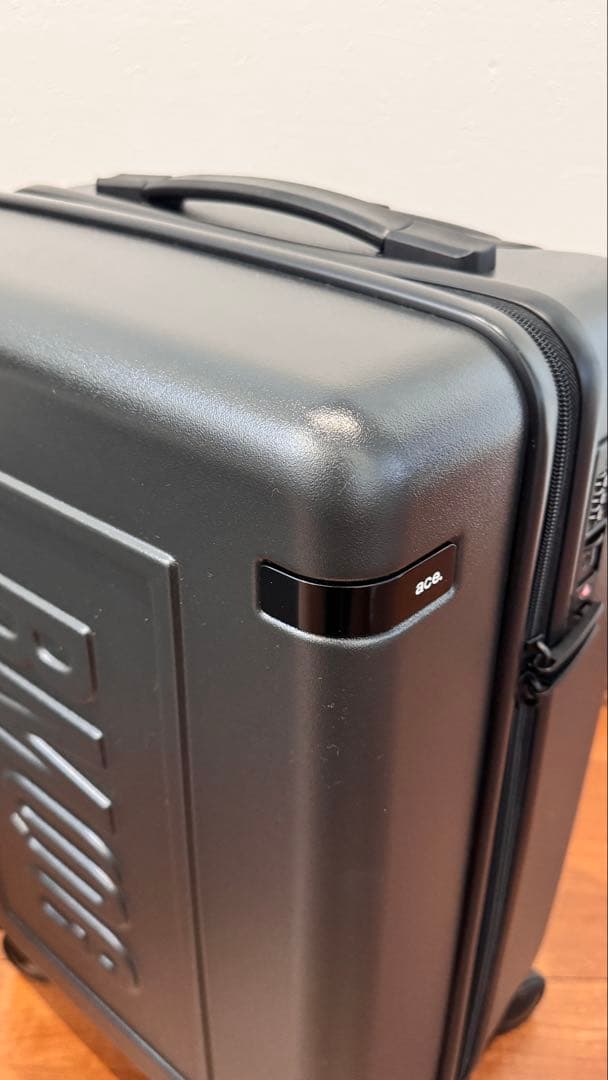 BMSG 中型キャリーケース ブラック