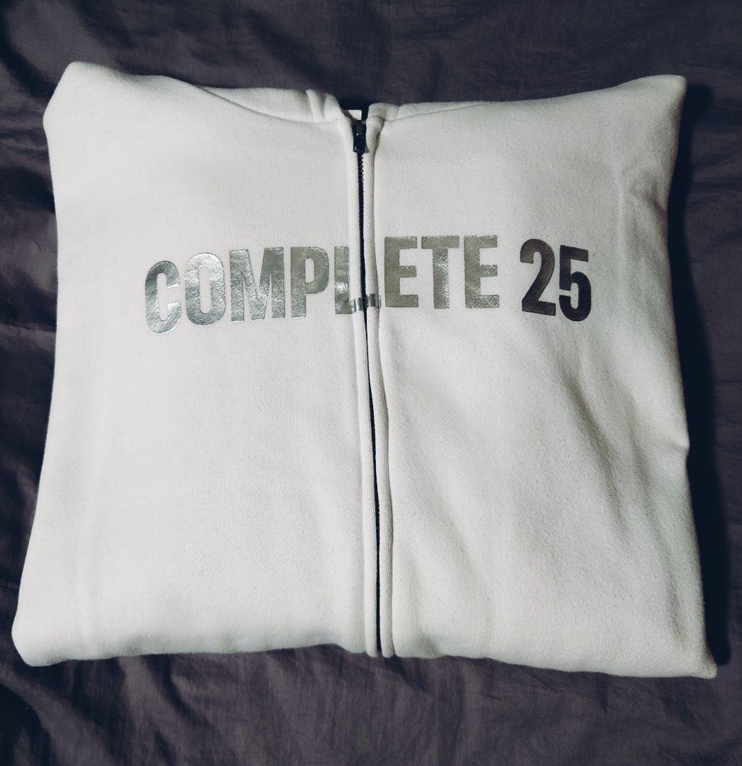 浜崎あゆみ　COMPLETE25　ジップパーカー