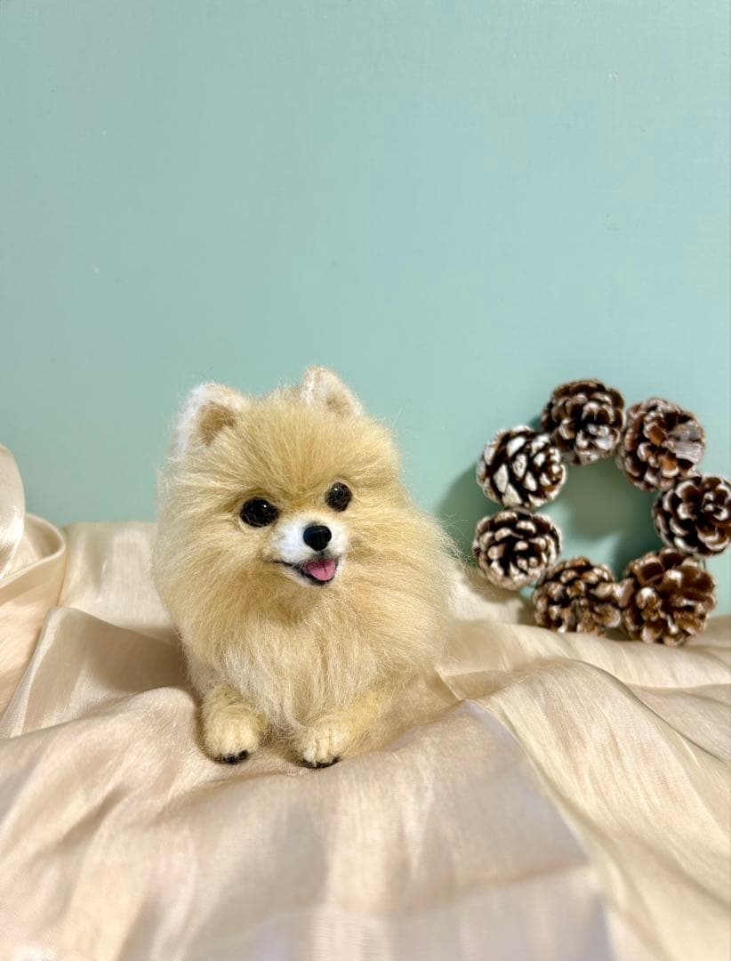 羊毛フェルト　にこにこポメラニアン　クリーム
