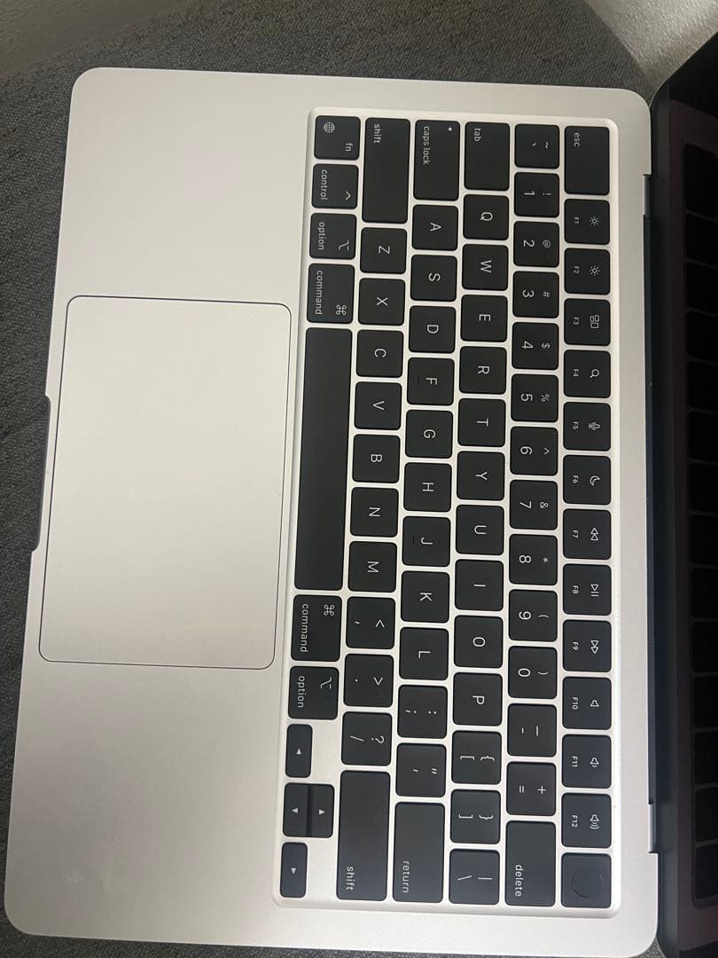 Apple Macbook Air M3 13インチ 512GB