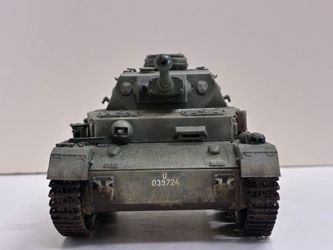 ルーマニア　IV号戦車G型初期生産車　タミヤ　1/35完成品　模型　プラモデル