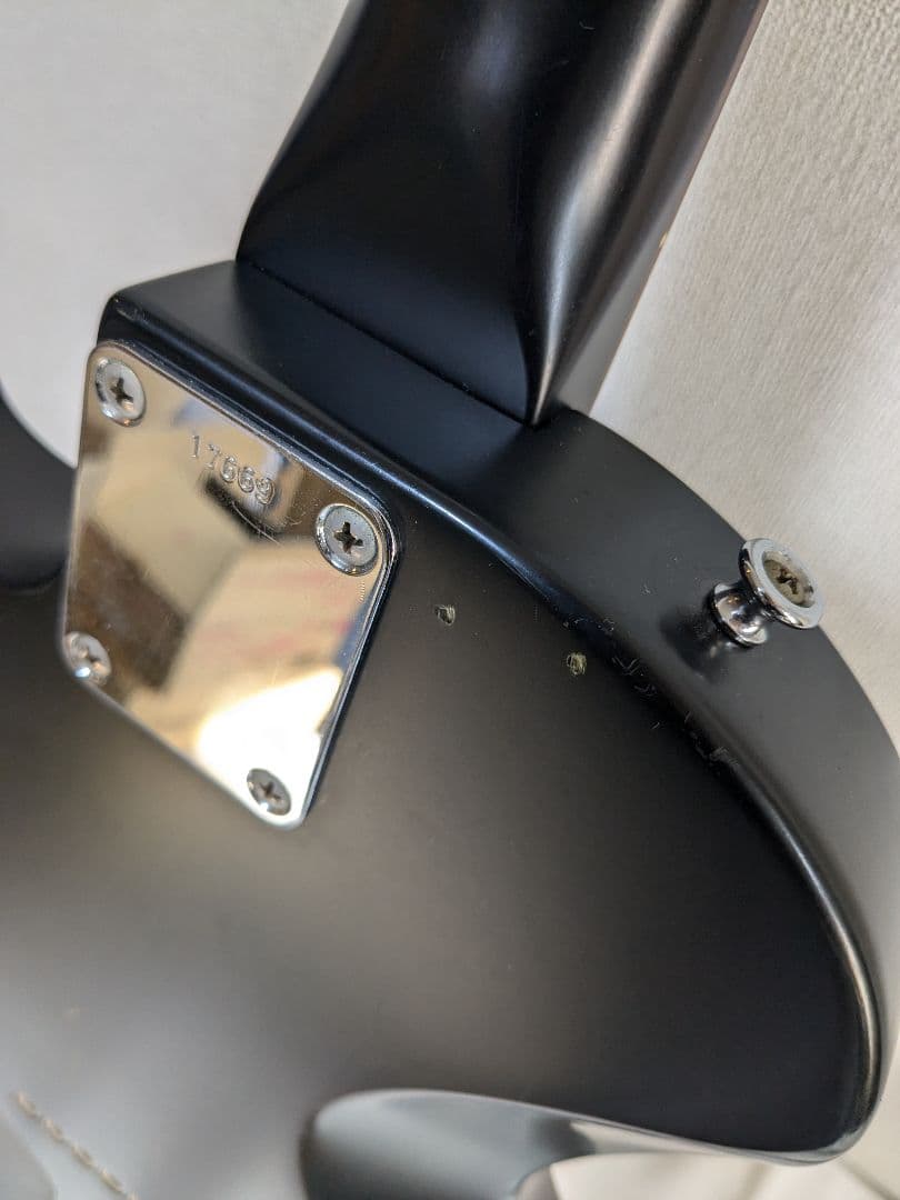 【ジャンク品】EDWARDS エドワーズ イノラン エレキギター ケース付き