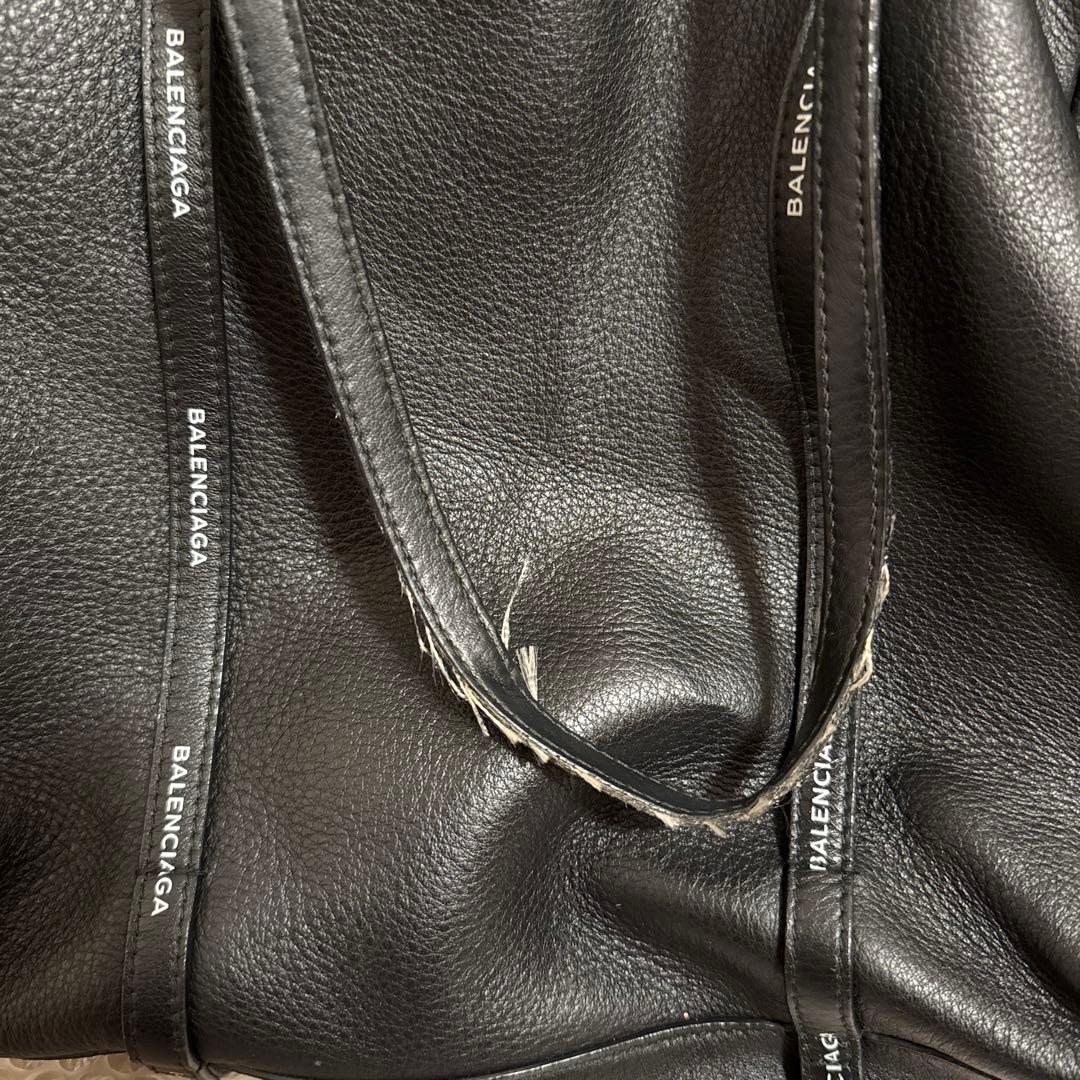 バレンシアガ　レザー　トートバッグ　ブラック