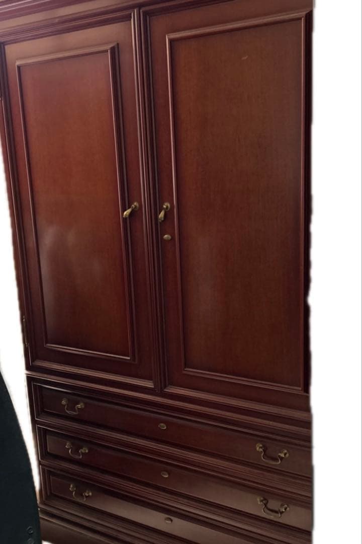 桐箪笥　着物　洋風