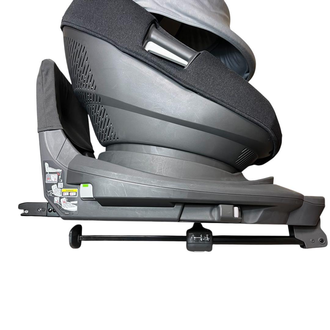 Combi コンビ THE S ISOFIX ZA-670 チャイルドシート