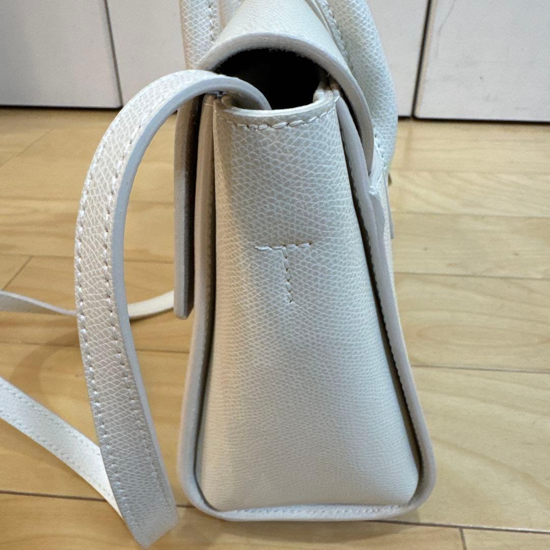 FURLA ホワイト　ショルダーバッグ