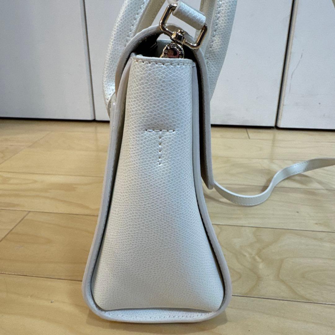 FURLA ホワイト　ショルダーバッグ