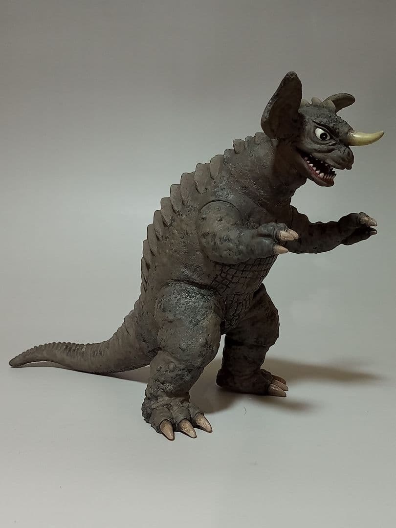 【しょうこ】昭和版バラゴン＆ハセガワ リアルフィギュア　2点セット