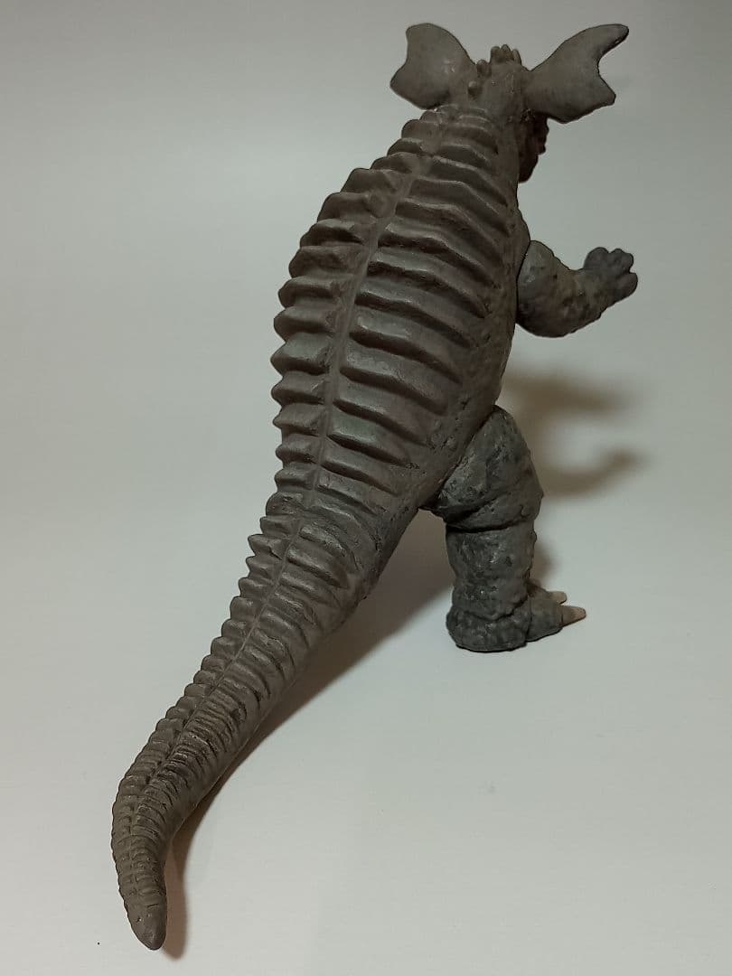 【しょうこ】昭和版バラゴン＆ハセガワ リアルフィギュア　2点セット