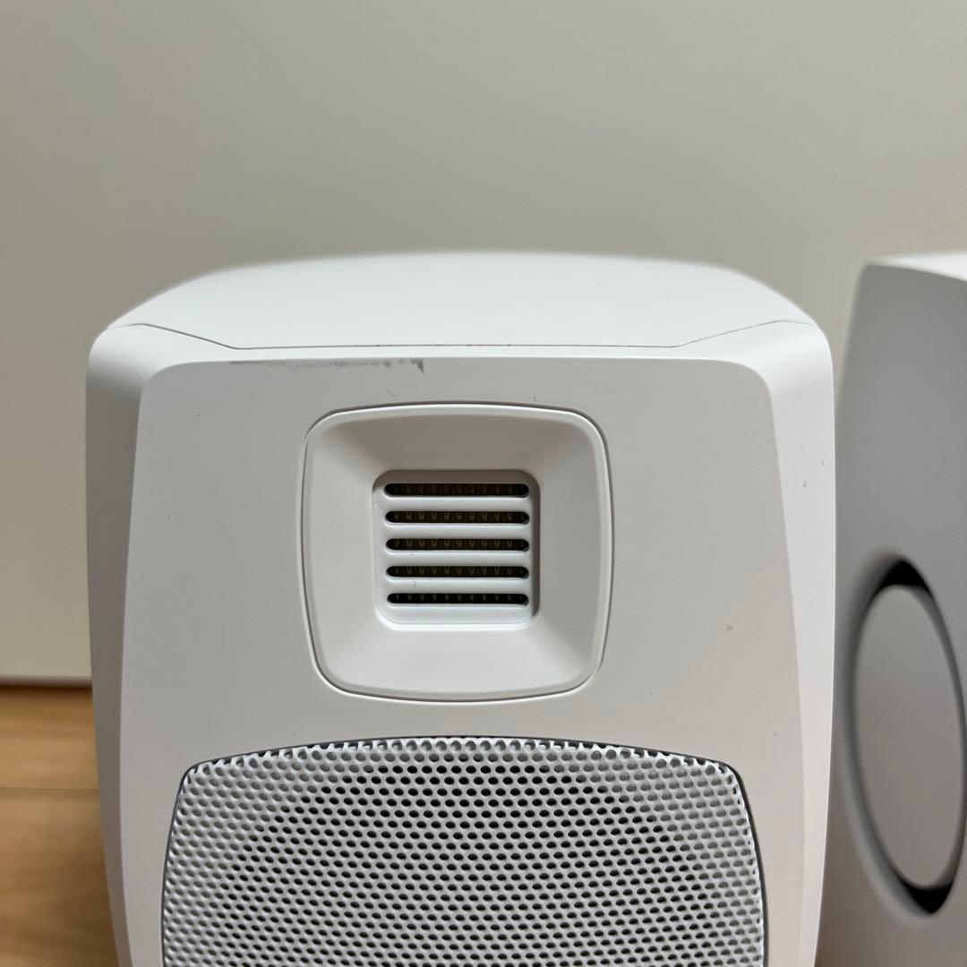 ADAM AUDIO D3V ホワイトスピーカー